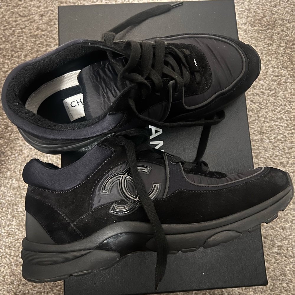 Chanel sneakers - Picture 2 of 7